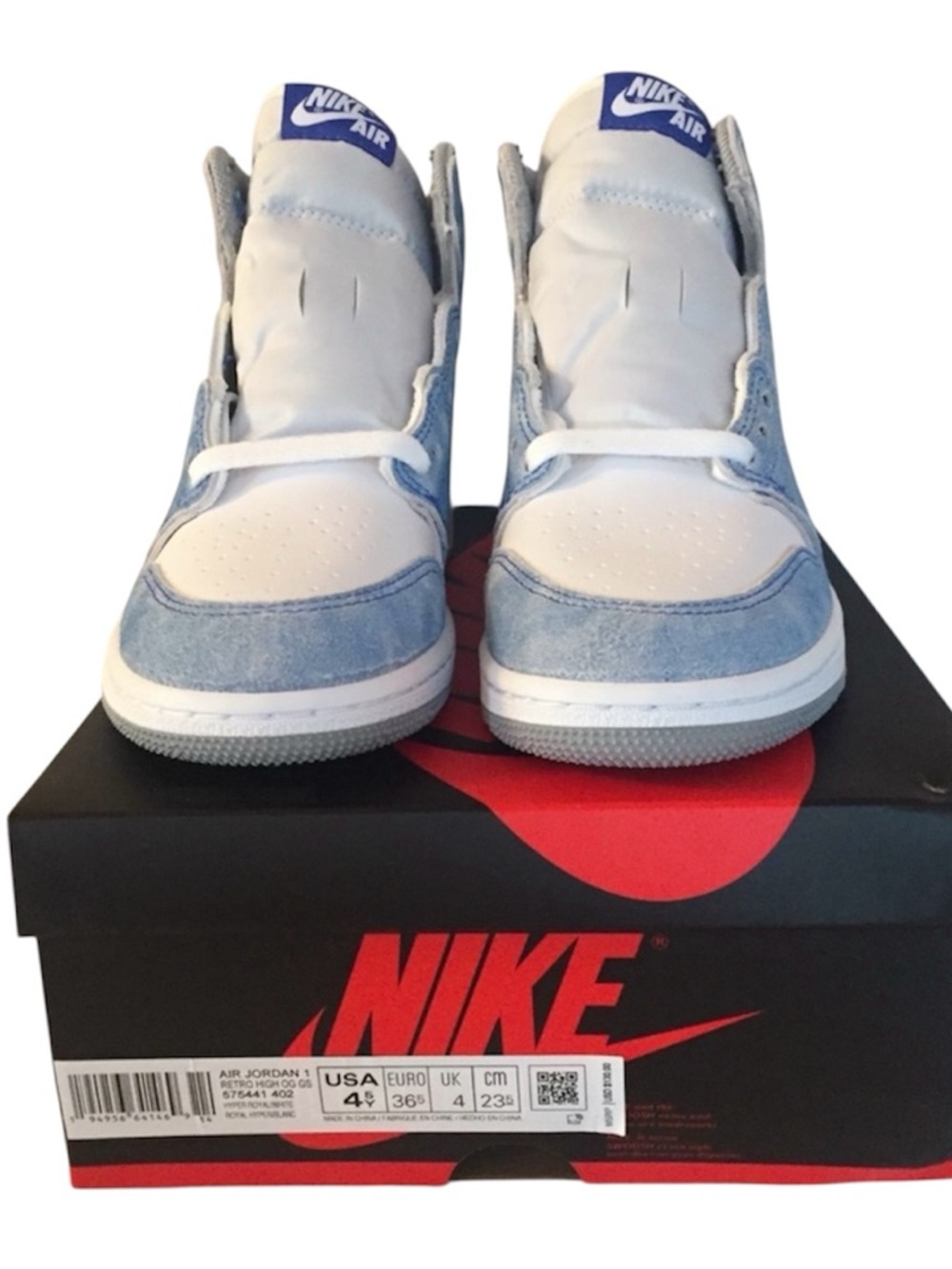 BRAND NEW - Jordan 1 Hyper Royal 4.5Y(GS) - UNISEX